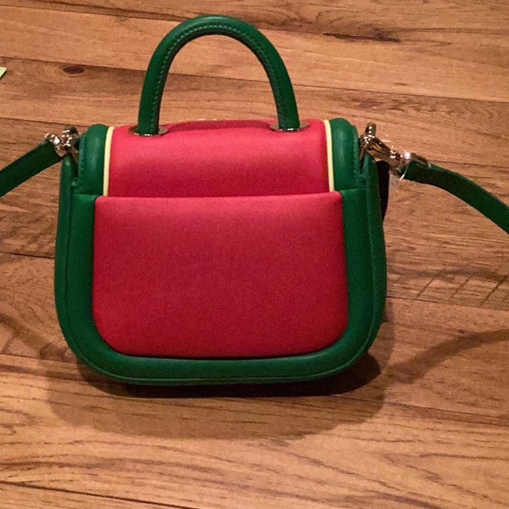 ⭐️⭐️HOST PICK ⭐️⭐️Kate Spade Puffy Melon Mini Bag. NWT - Picture 2 of 8